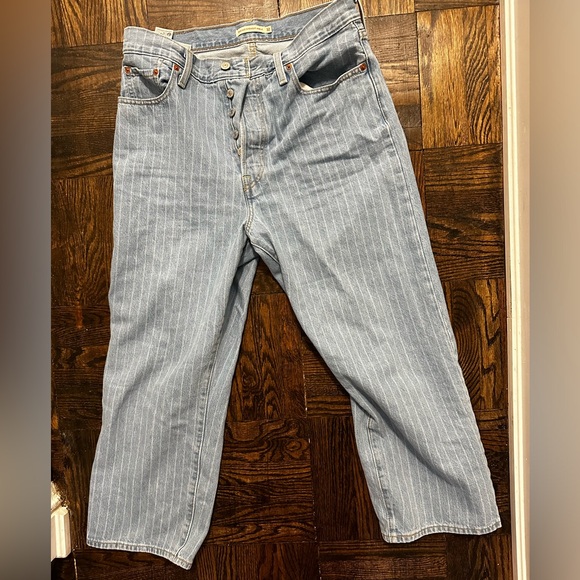 Levi’s pinstripe ankle crop jeans size 32 - Picture 1 of 3